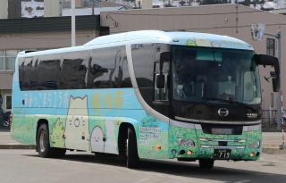 すみっこまちコラボ ラッピングバス